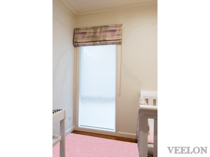 Veelon Melbourne Roman blind fabric kid's bedroom narrow window