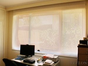 Veelon Melbourne roller blinds white ivory stripe